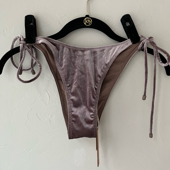SKIMS Other - HTF SKIMS SWIM VELVET TIE BIKINI BOTTOMS UMBER S M